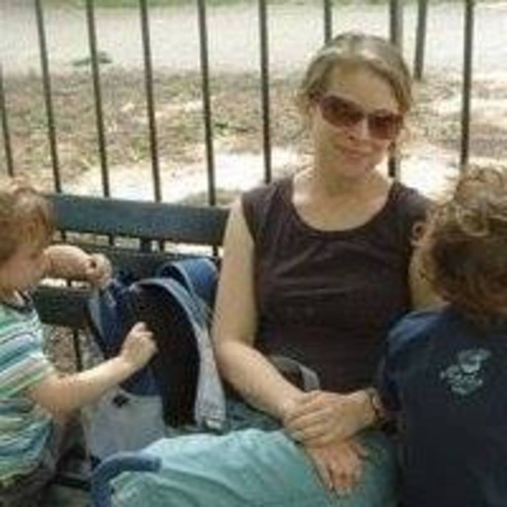 Meet your Posher, Jennifer